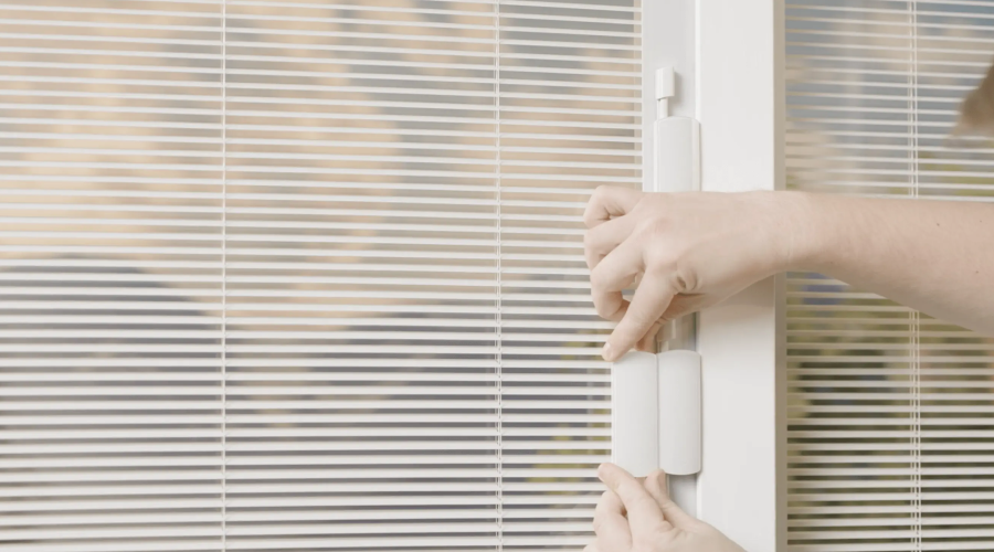 Blinds-Care-Maintenance-Thumb-16